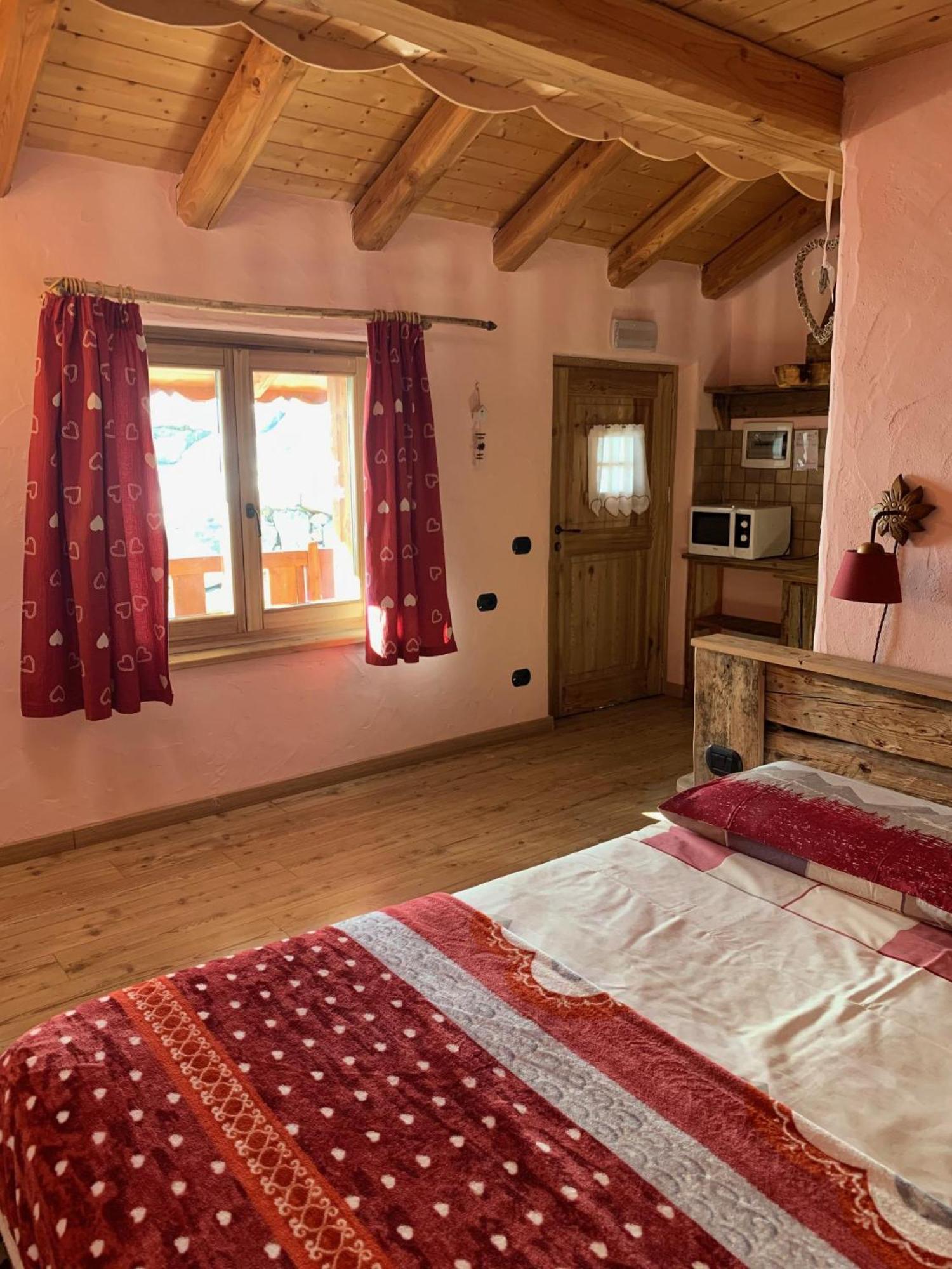 La Ferme Du Grand Paradis Cogne Quarto foto